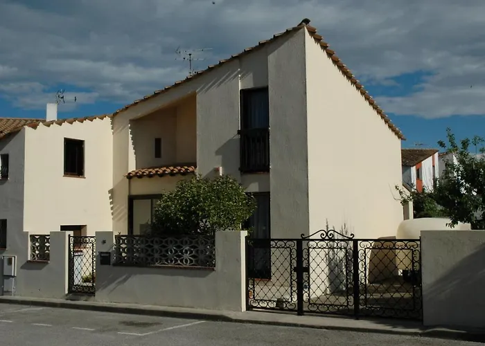 Maison Individuelle Au Calme